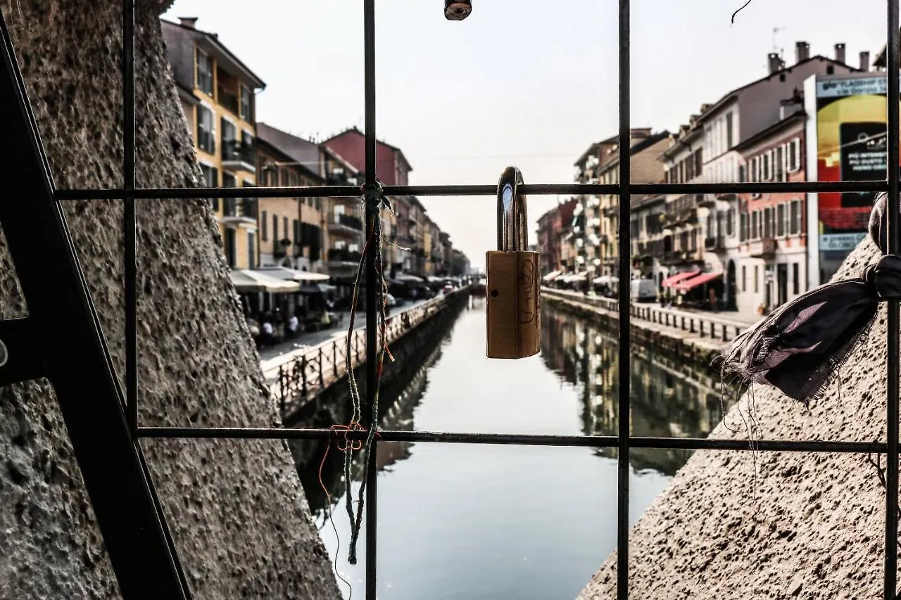 Apartment Darsena Suite - Via Argelati Milan Italy